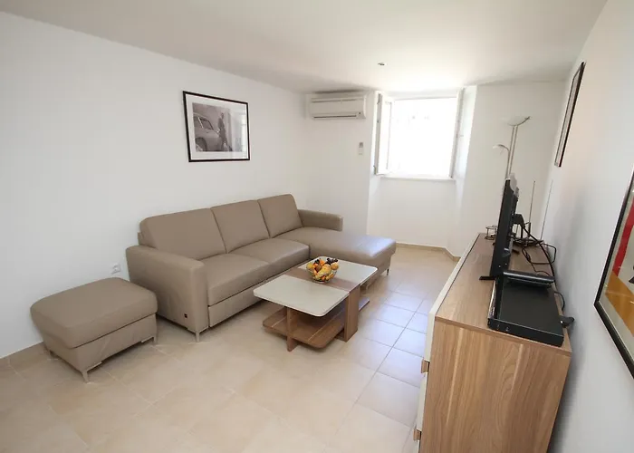 Jacqueline Apartmán *