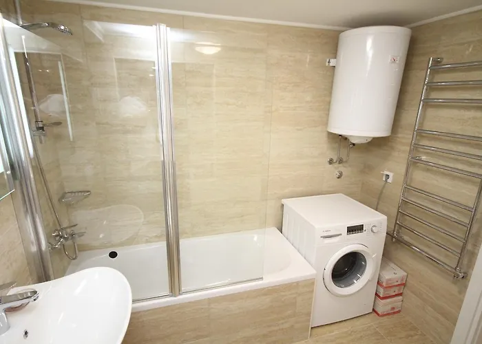 Jacqueline Dubrownik